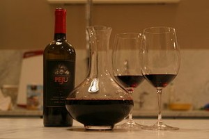 325px-Decanter_and_wine